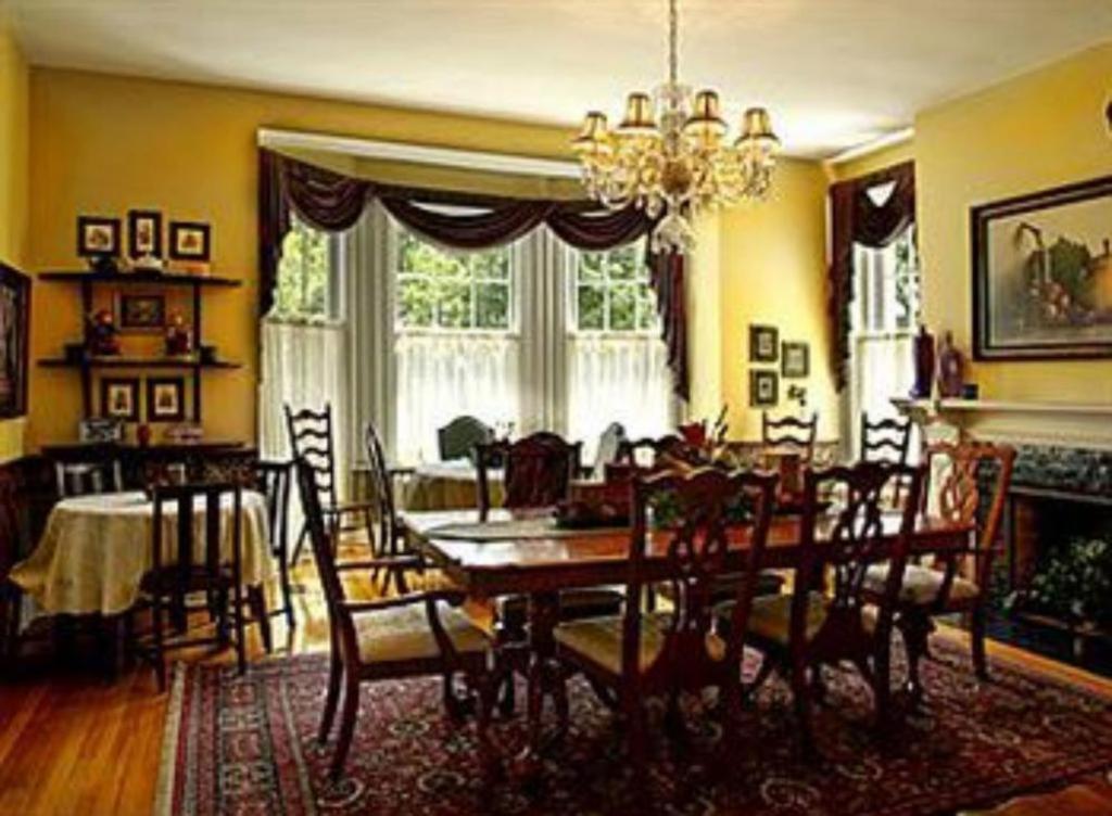 Hawthorn Bed And Breakfast Independence Exterior photo